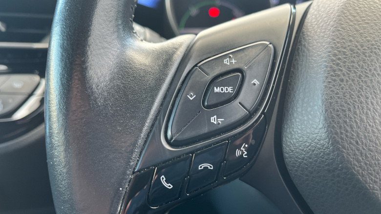 Toyota C-HR 2.0 Hybrid Dynamic 5dr CVT Hybrid Hatchback